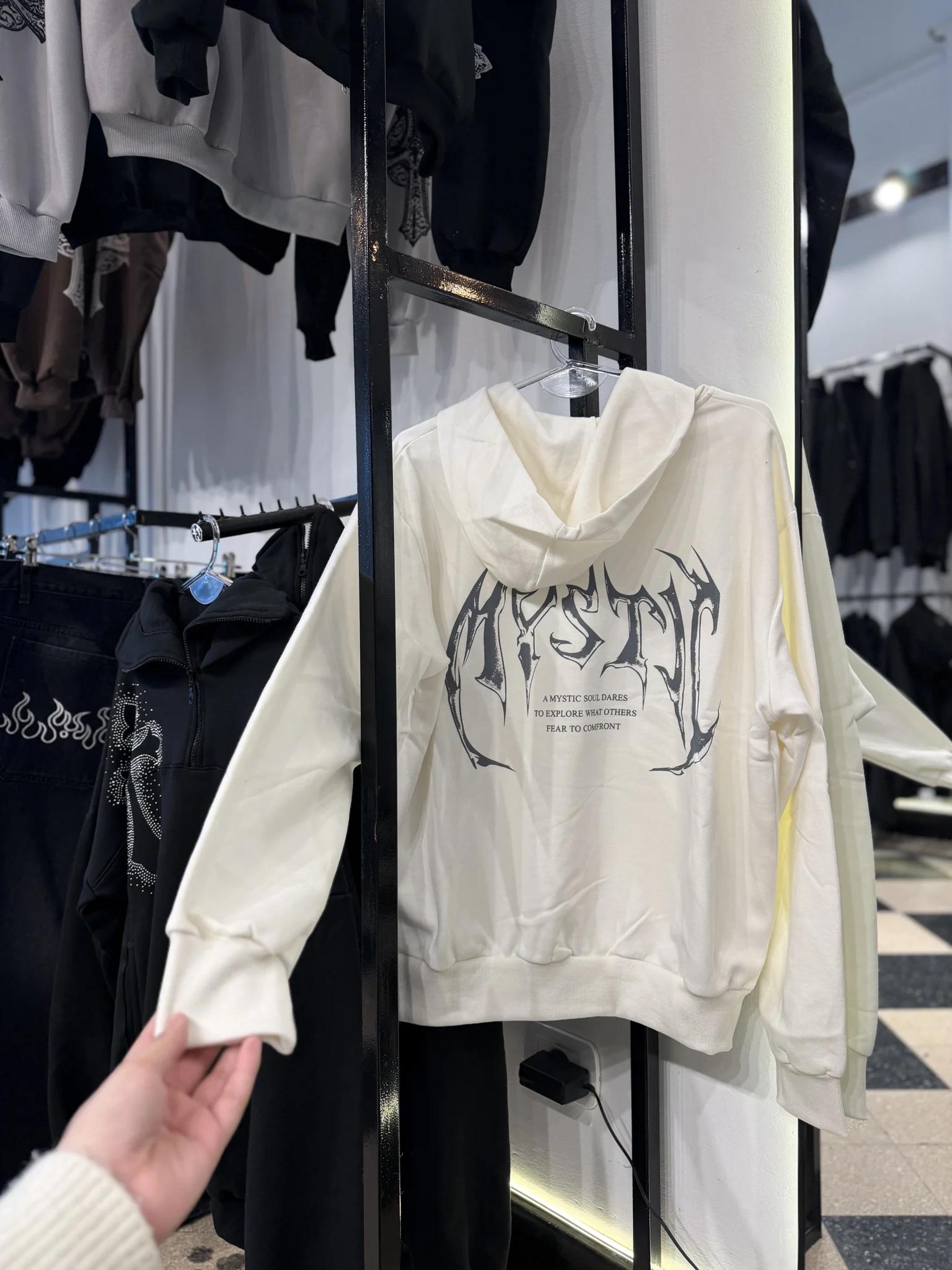 Hoddie Mystic