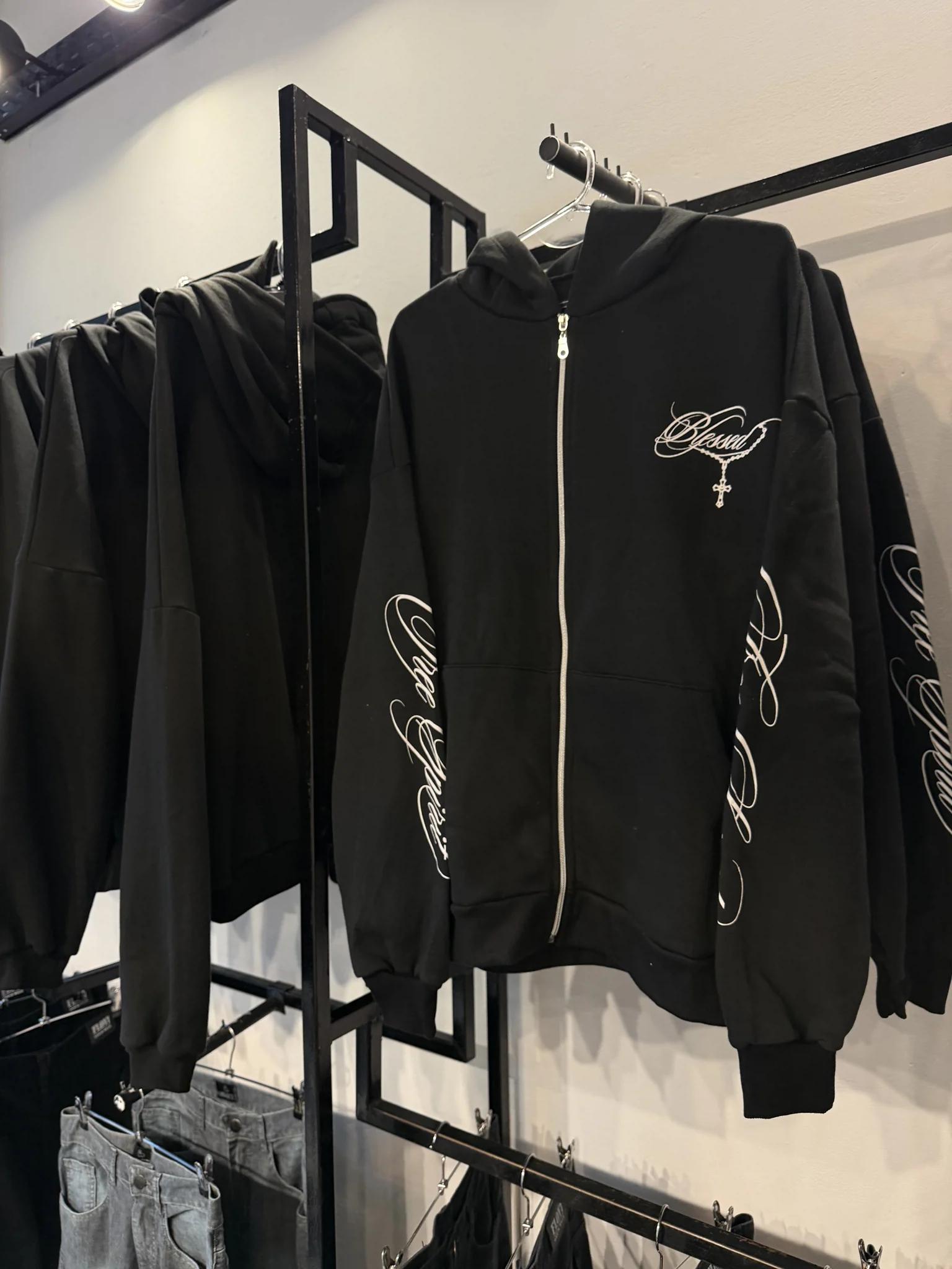 Campera Blessed