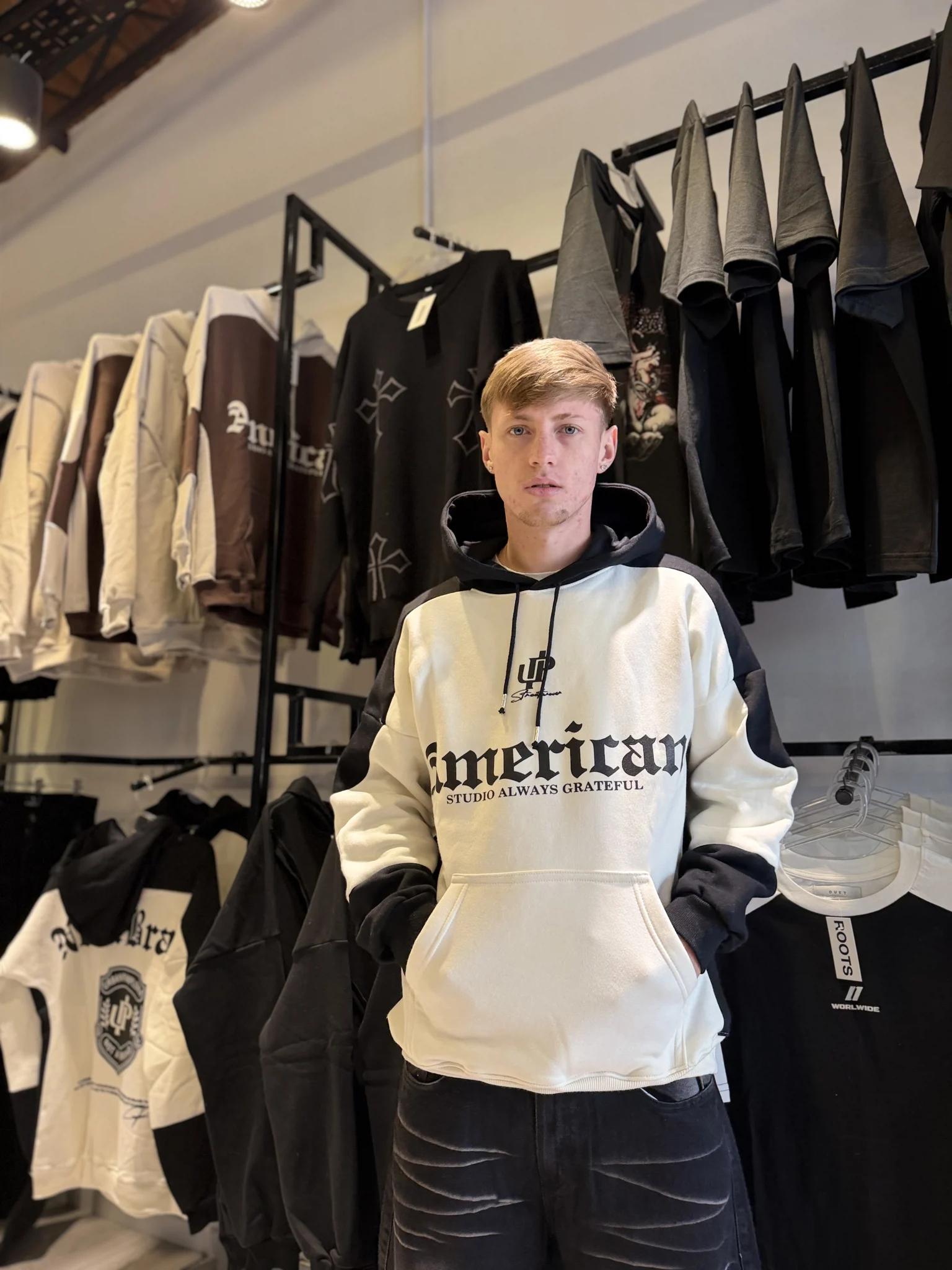 Buzo "NOT A BRAND"
