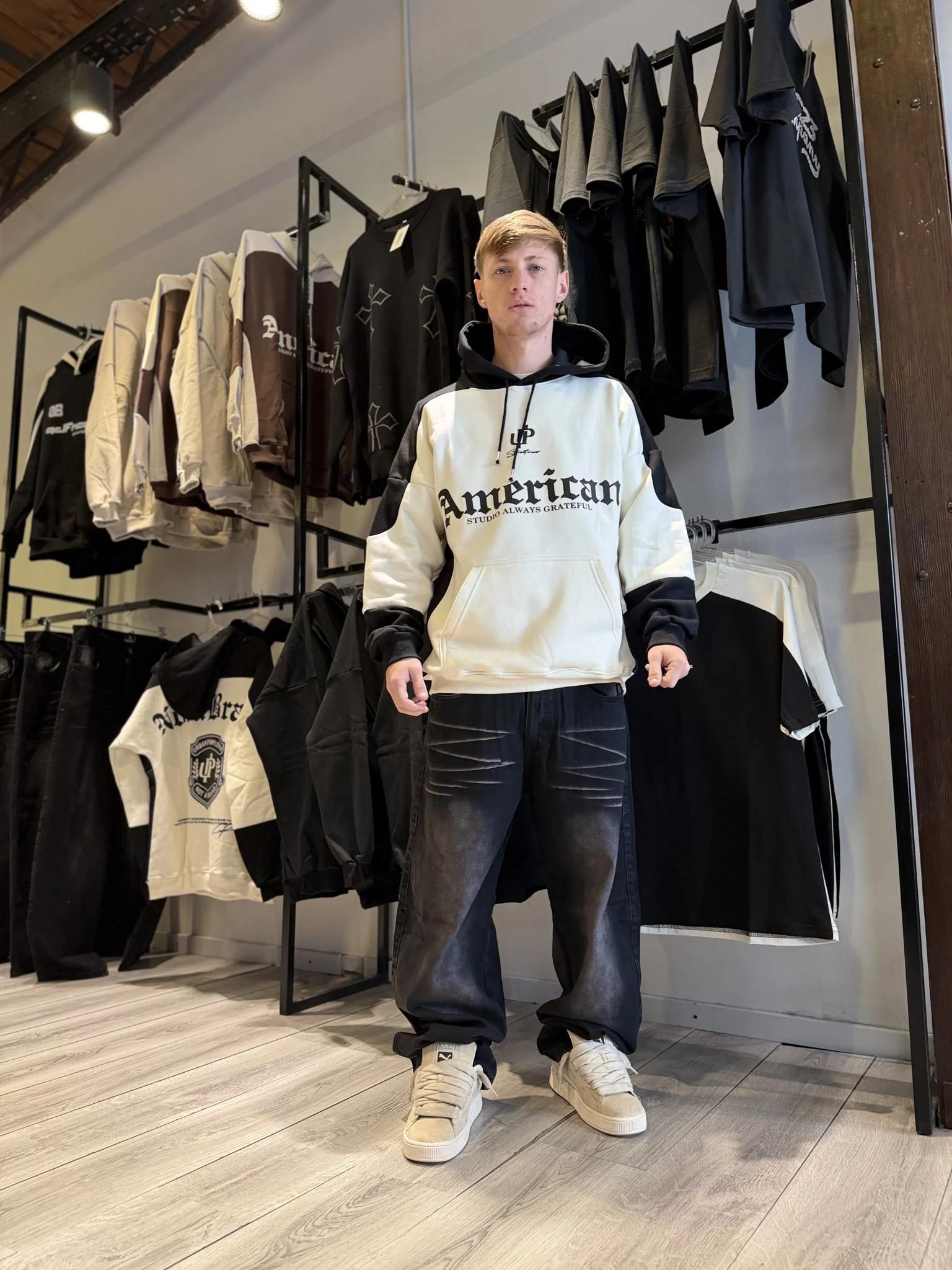 Buzo "NOT A BRAND"