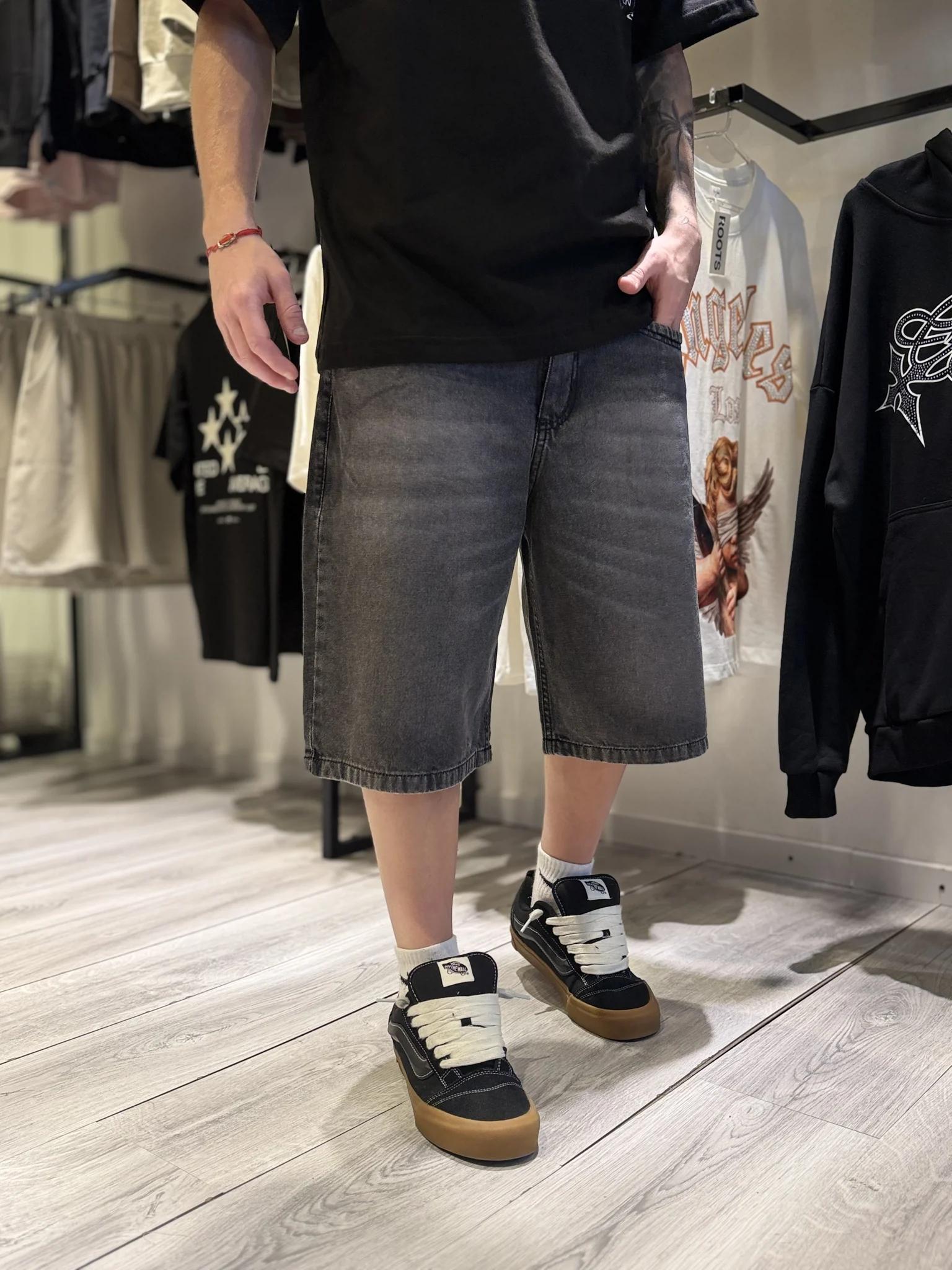 Bermuda Baggy Gris Gastada