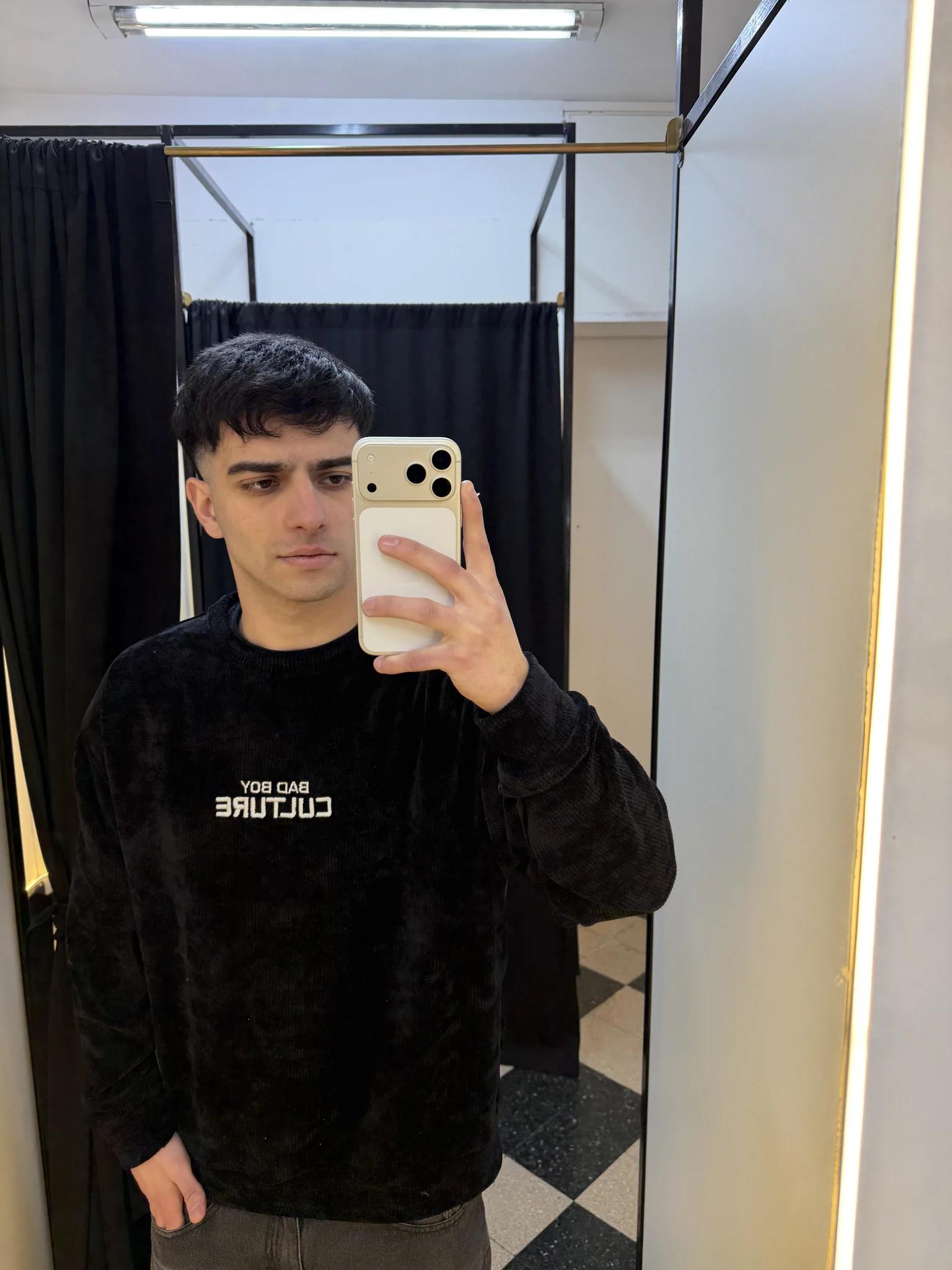 Sweatter “LEGACY”