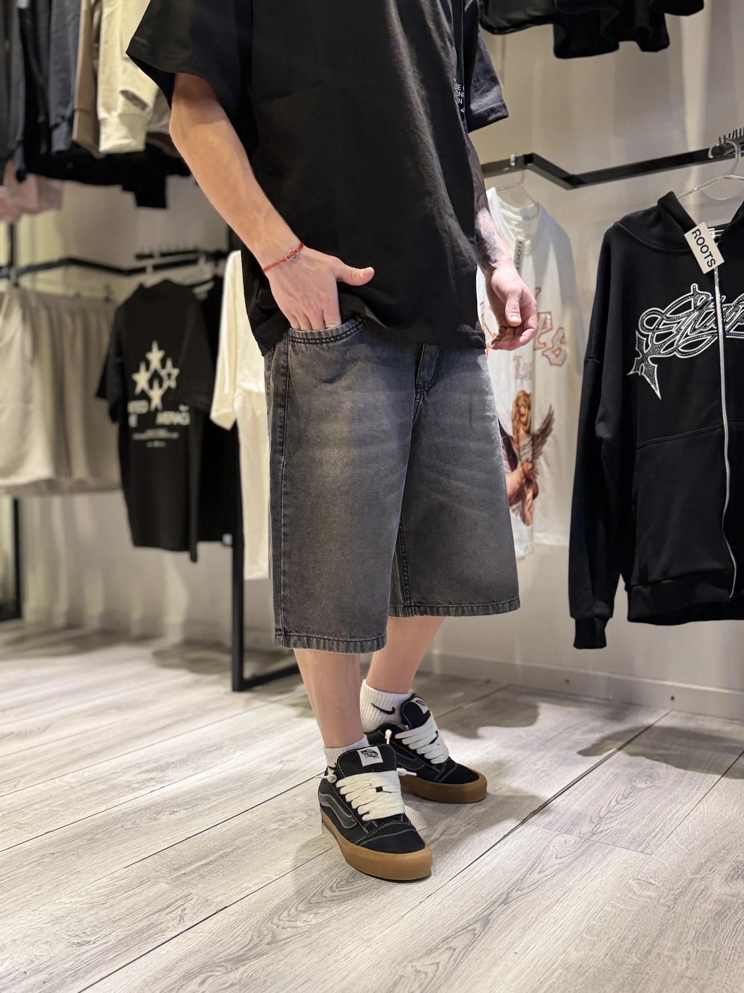 Bermuda Baggy Gris Gastada